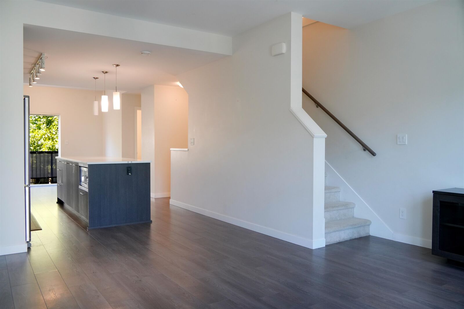 Property Photo: 32633 Simon Avenue 118 BC V2T 0G9