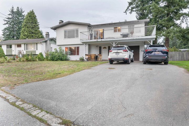 Property Photo: 34638 Ascott Avenue BC V2S 4V9