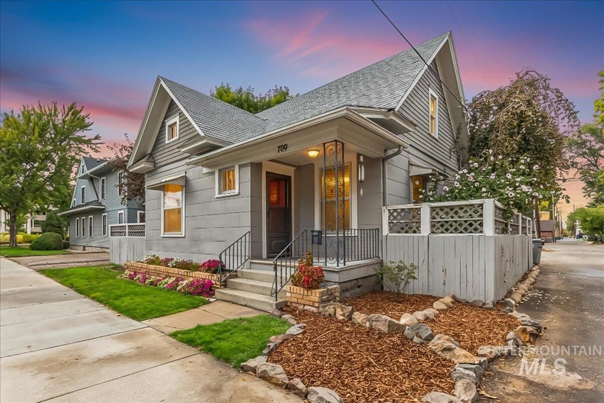 Property Photo:  709 N 6th St  ID 83702 