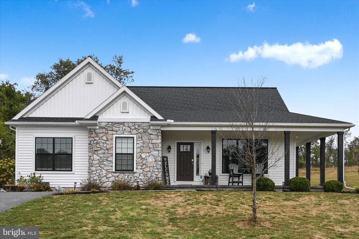 376 N Hoernerstown Road  Harrisburg PA 17111 photo