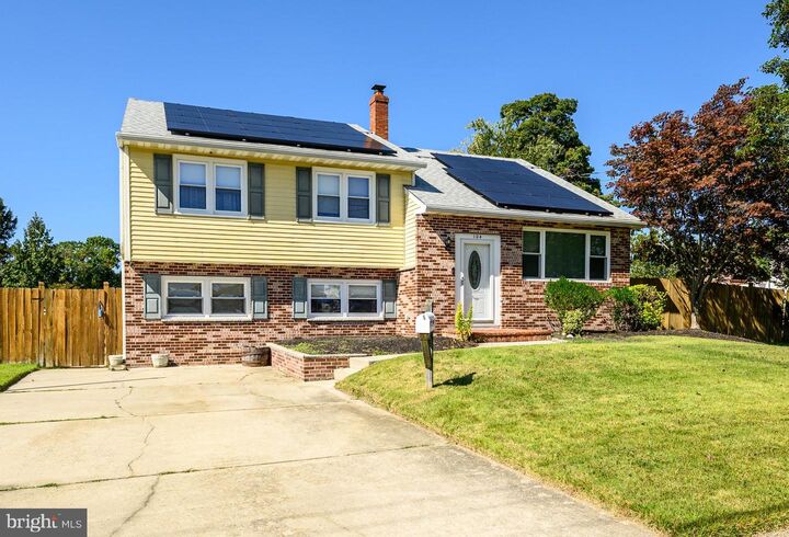 104 Farmdale  Eastampton NJ 08060 photo