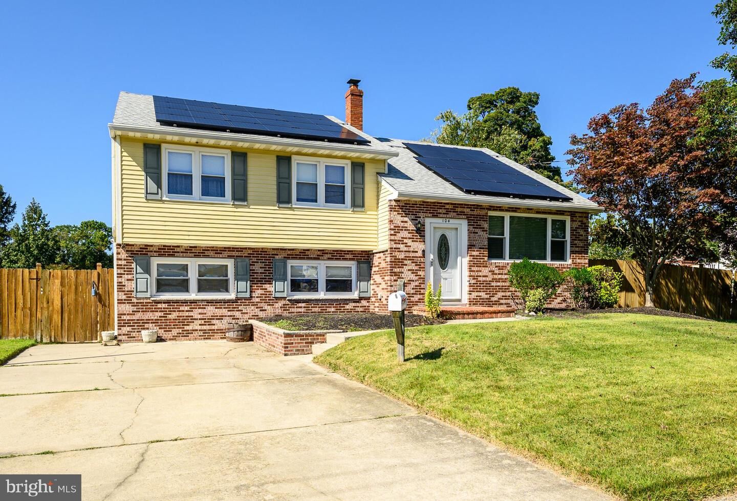 Property Photo:  104 Farmdale  NJ 08060 