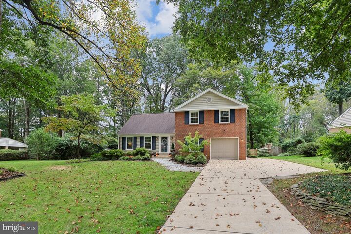 8221 Captain Hawkins Court  Annandale VA 22003 photo