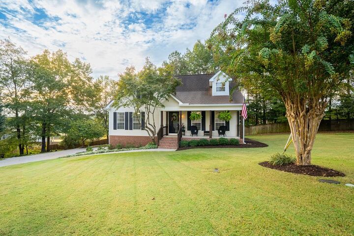 Property Photo: 228 Vineyard Drive GA 30755