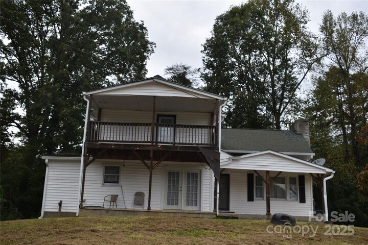 Property Photo: 91 Myers Norton Drive NC 28762