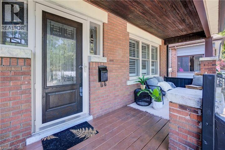 Property Photo:  29 Linwood Avenue  ON L8P 4P4 