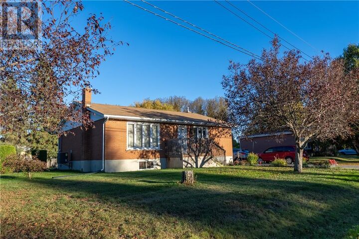 2888 Baker Avenue  Greater Sudbury ON P3N 1J9 photo