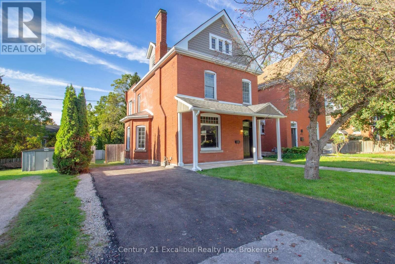 Property Photo:  445 St David Street North  ON N1M 2K3