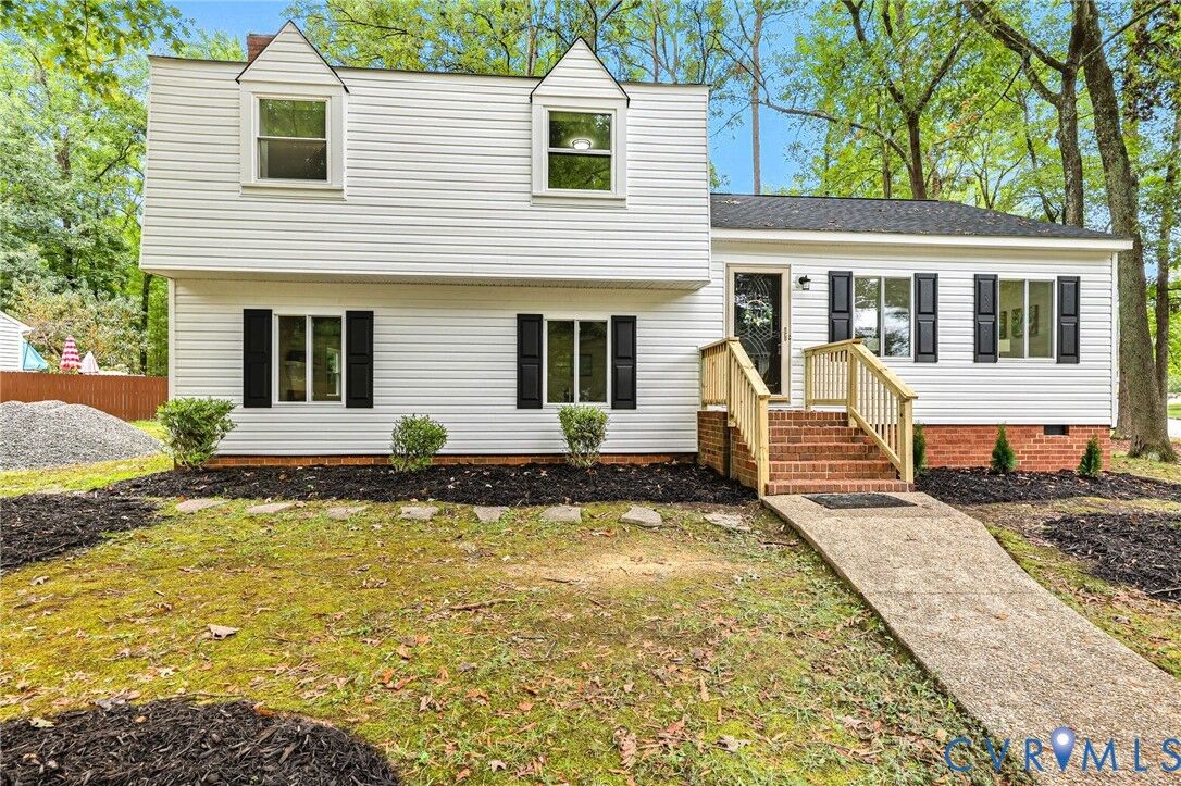 Property Photo:  9015 Covewood Road  VA 23060 