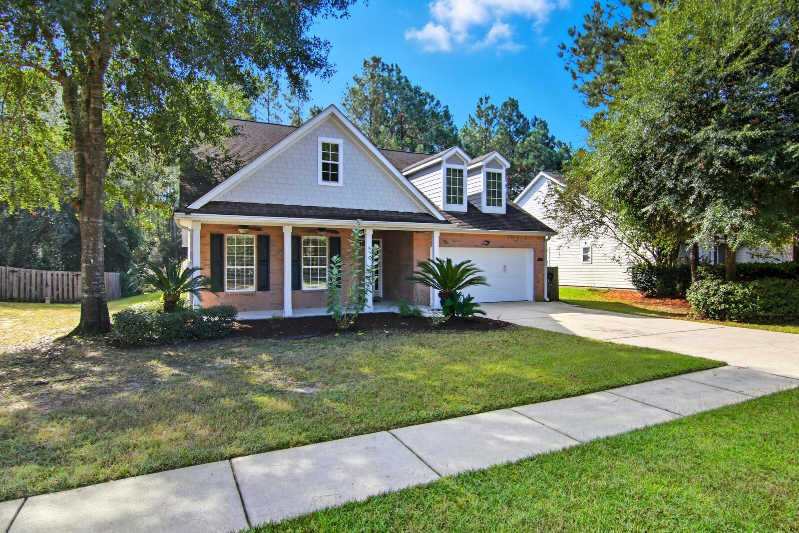 Property Photo: 524 Symphony Way FL 32439