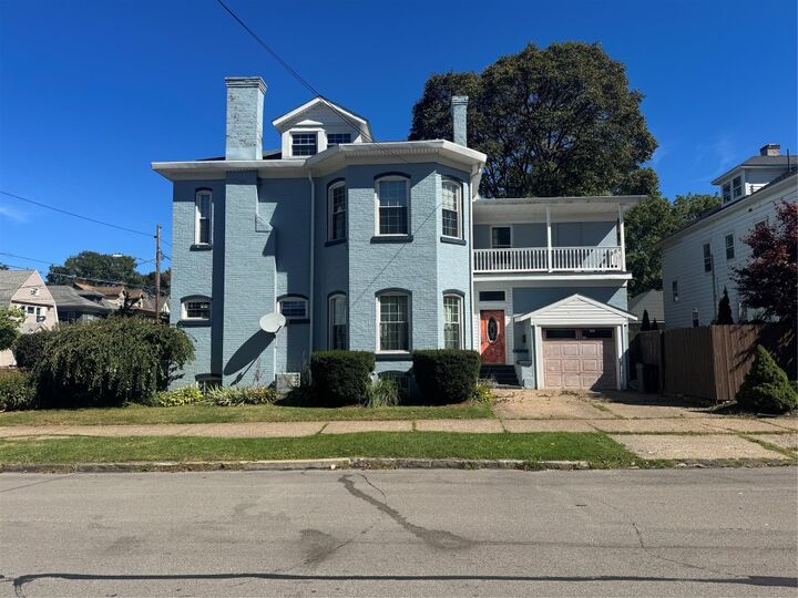 Property Photo: 461 W 7th Street PA 16502