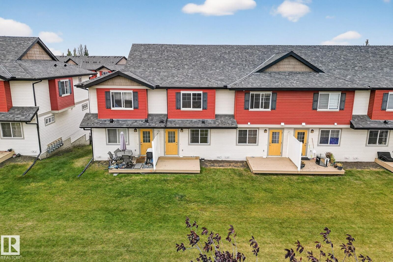 Property Photo: 3751 12 Street NW 36 AB T6T 0N3