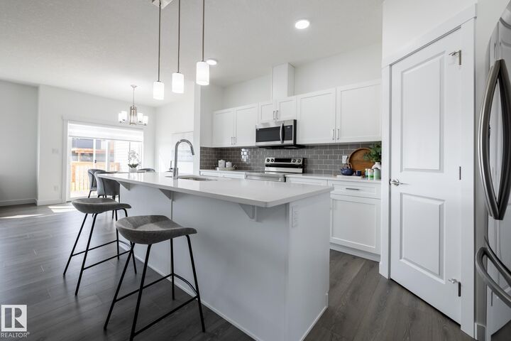 Property Photo:  87 Hilton Cove  AB T7X 1Y4 