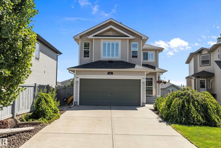 Property Photo:  68 Greystone Crescent  AB T7X 0A7 