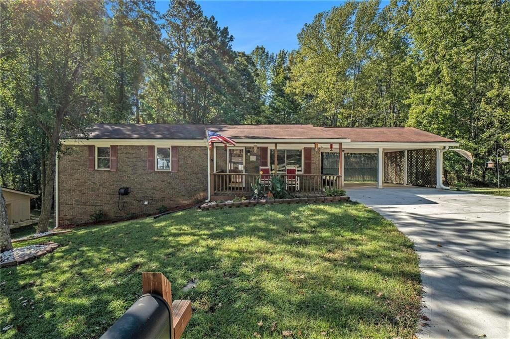 Property Photo:  3075 Tara Woods Drive  GA 30135 
