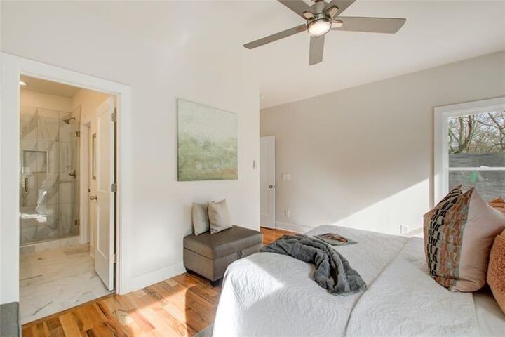 Property Photo:  1240 Oakland Terrace SW B  GA 30310 