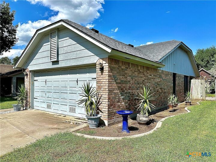 Property Photo: 120 Andover Street TX 77904