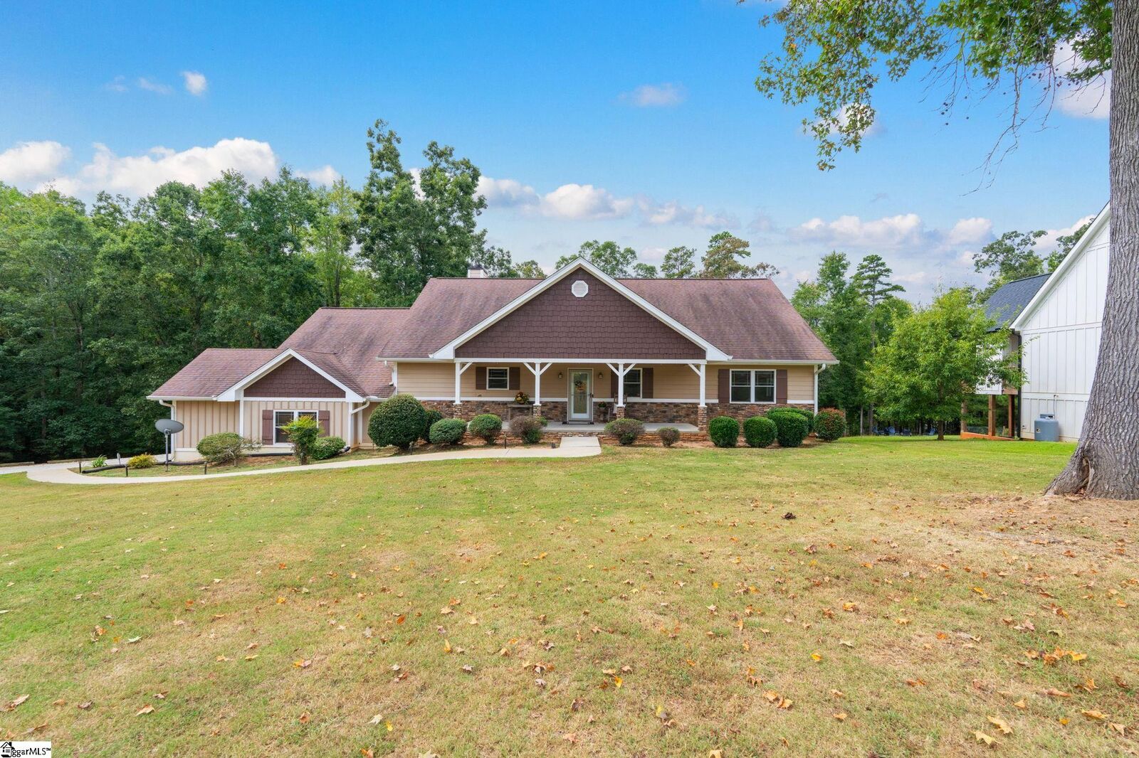 Property Photo:  35 Villa Court  GA 30643 