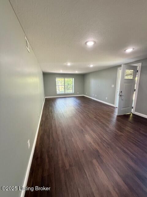 Property Photo: 422 Concord Rd KY 40119