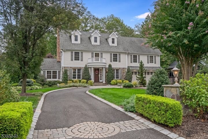 Property Photo:  740 Lawrence Ave  NJ 07090 