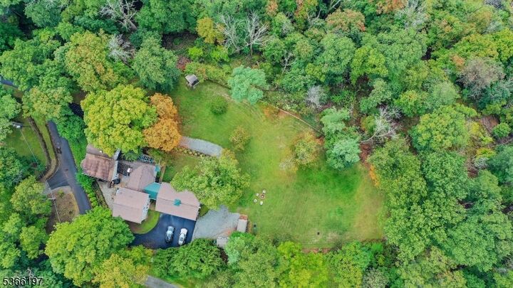 35 Woodledge Rd  Watchung Boro NJ 07069 photo