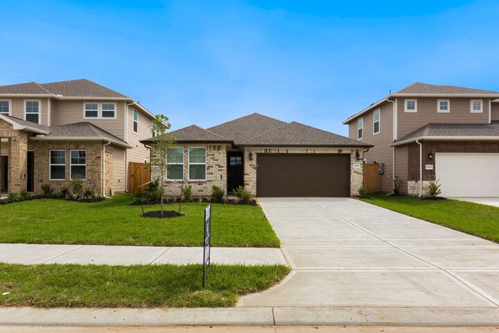 Property Photo: 6915 Lebec TX 77583