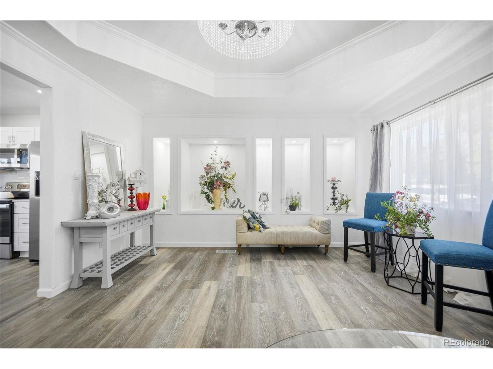 Property Photo: 1910 S Knox Ct CO 80219