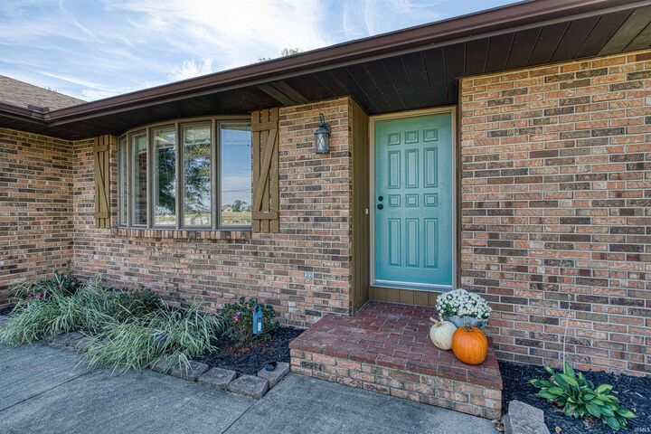 Property Photo:  377 E 750 S Road  IN 47648 