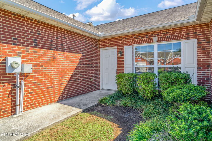 Property Photo:  7400 Long Shot Lane  TN 37918 