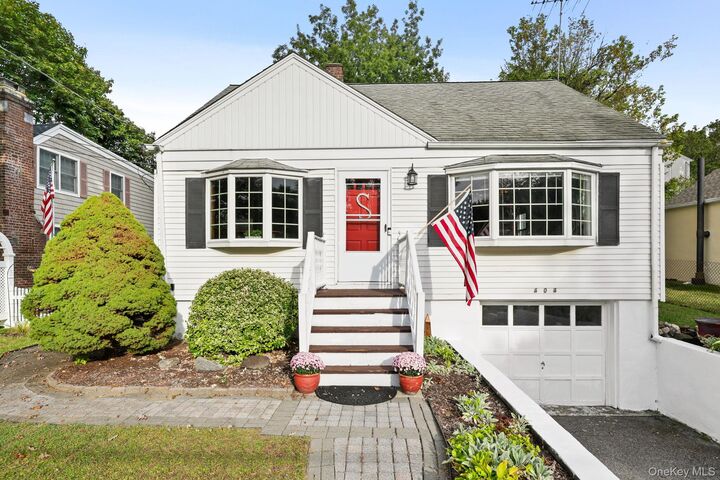 404 Manhattan Avenue  Hawthorne NY 10532 photo