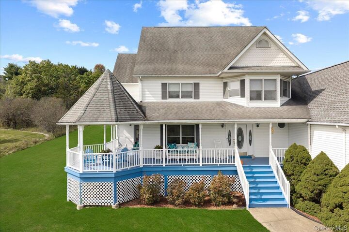 Property Photo:  1 Northgate  NY 10924 