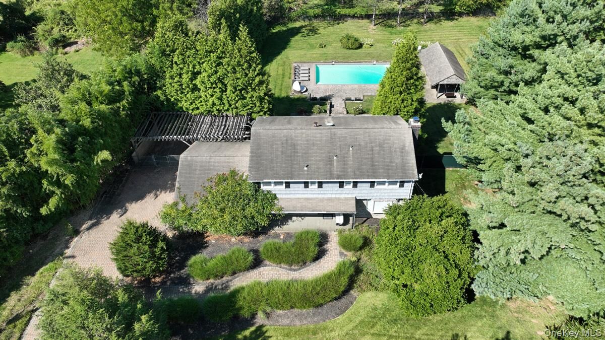 Property Photo:  11 Deerwood Road  NY 10977 