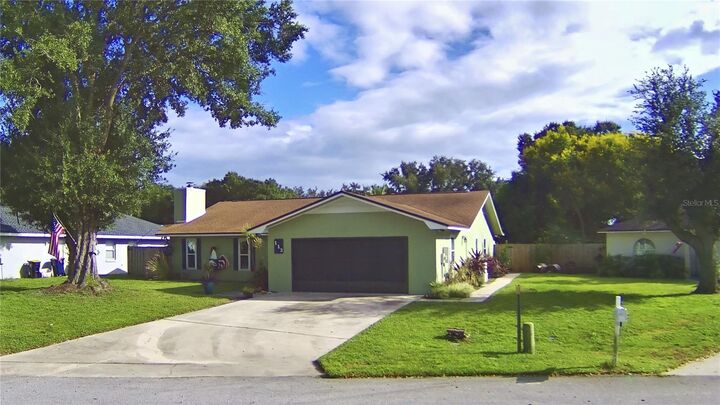 Property Photo:  113 Keith Court  FL 33823 