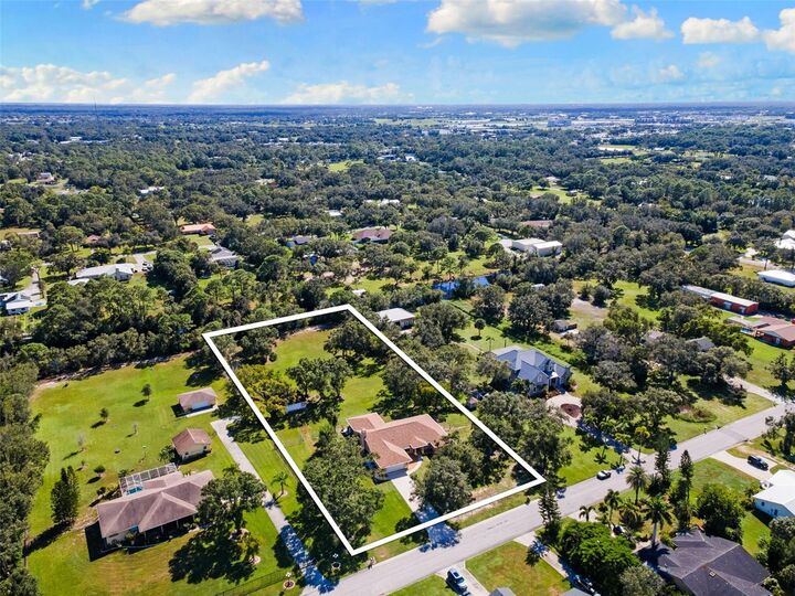 7267 Castle Drive  Sarasota FL 34240 photo