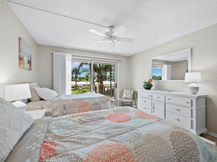 Property Photo:  2301 Gulf Of Mexico Drive 25N  FL 34228 
