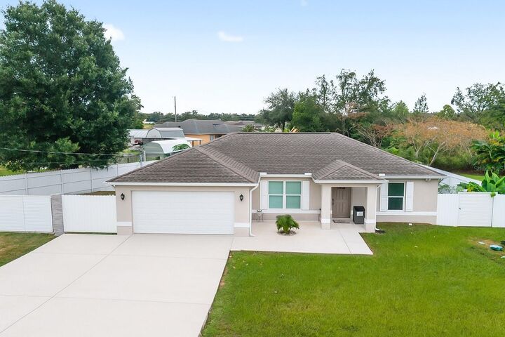 Property Photo: 31 Juniper Loop Terrace FL 34480