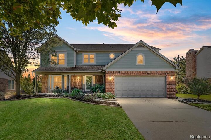 1022 Pointe Place Boulevard  Rochester MI 48307 1792 photo