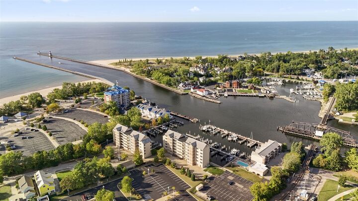 Property Photo: 200 Lake Street 3C MI 49085-2042