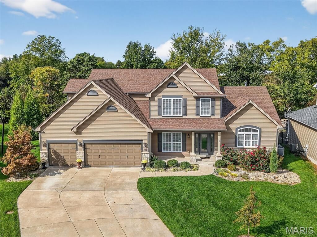 Property Photo: 209 Wyndemere Lane MO 63367