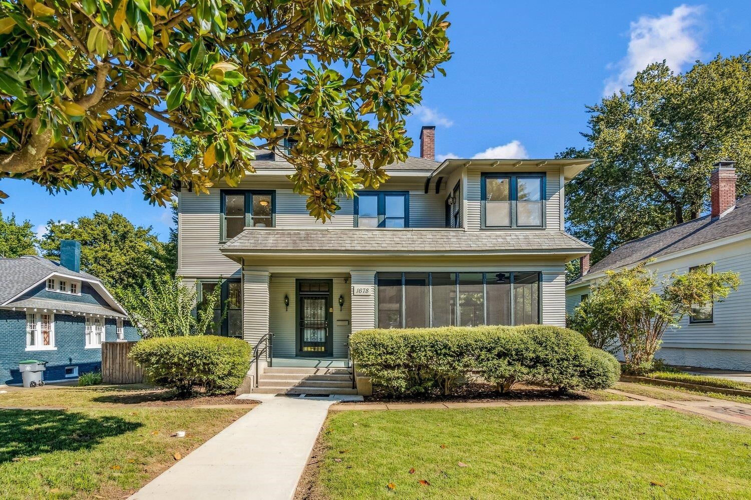 Property Photo: 1678 Forest Ave TN 38112