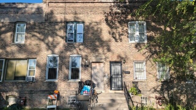 Property Photo:  10710 S Langley Avenue  IL 60628 