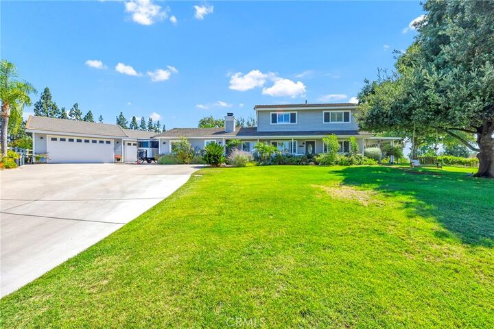 Property Photo: 29935 Los Nogales CA 92591