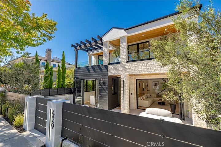 Property Photo:  429 Dahlia Ave  CA 92625 