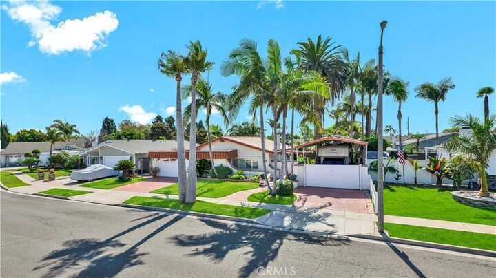10200 Peregrine Circle  Fountain Valley CA 92708 photo