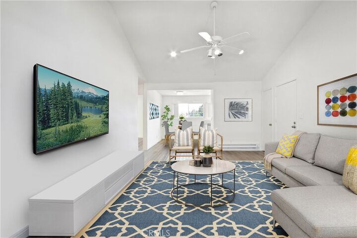 Property Photo: 326 Streamwood CA 92620