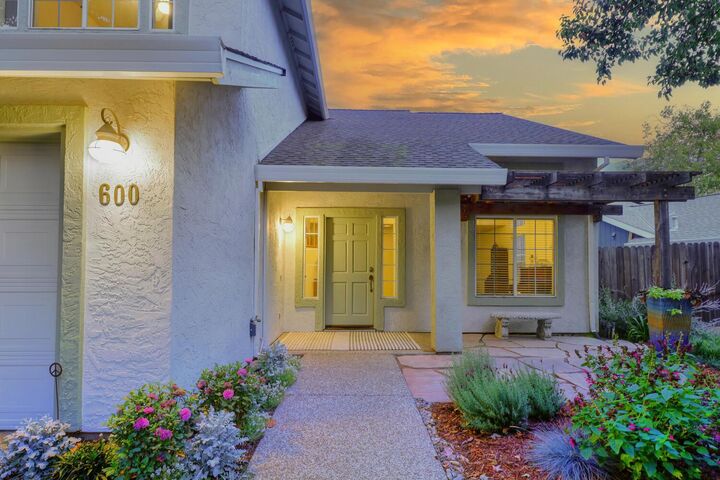 Property Photo:  600 Benbow Court  CA 95618 