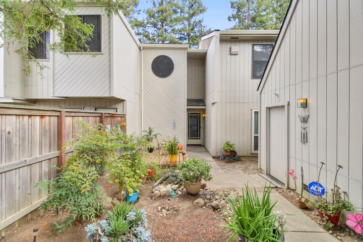 Property Photo: 4024 Hollow Wood Court CA 95608