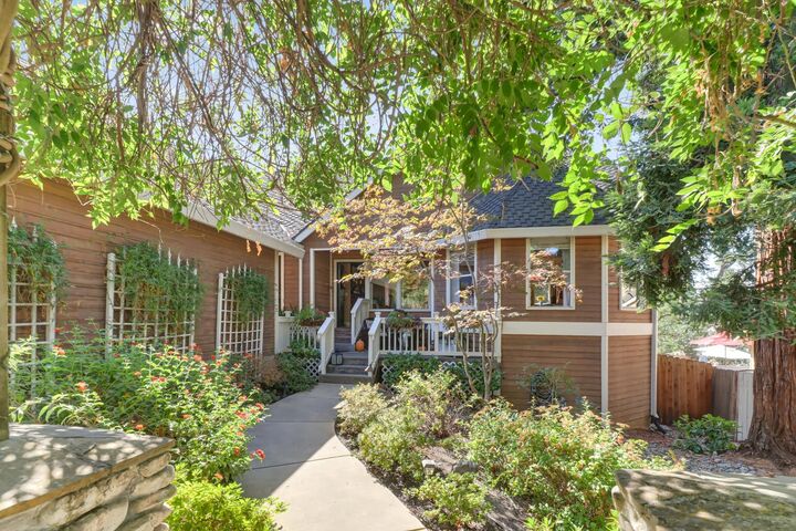 Property Photo: 124 Windstar Circle CA 95630