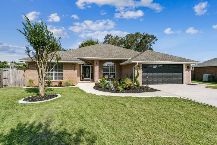 Property Photo:  2310 Miami Court  FL 32566 