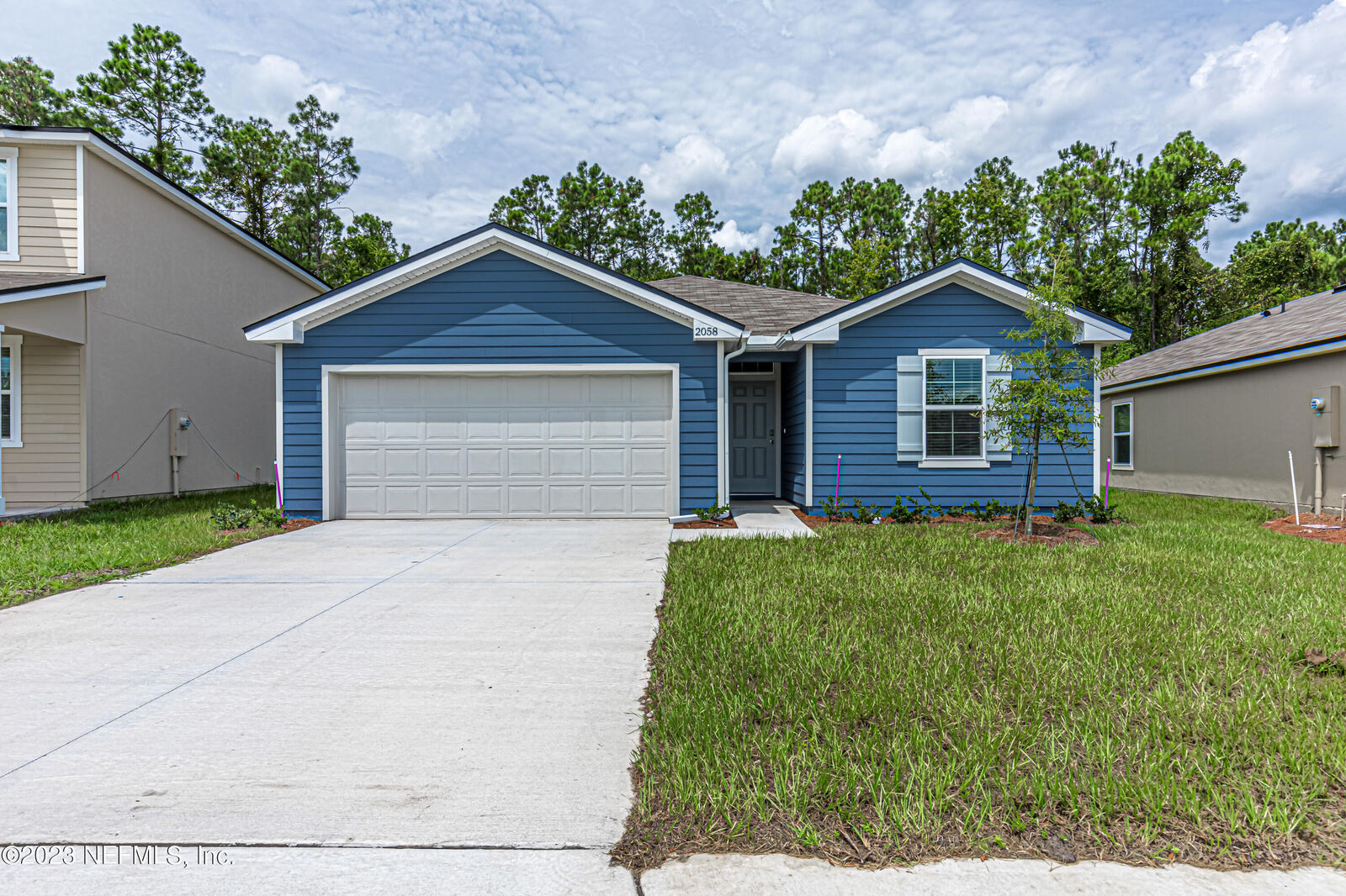 Property Photo:  2058 Garrison Way  FL 32043 